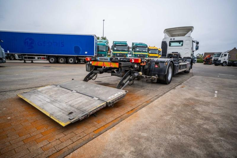 Renault D WIDE 380 DXI+DHOLLANDIA 1.5 T - מוביל מכולות/ משאית החלפת גוף: תמונה 5 Renault D WIDE 380 DXI+DHOLLANDIA 1.5 T - מוביל מכולות/ משאית החלפת גוף: תמונה 5