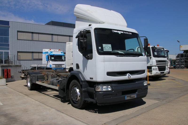 Renault PREMIUM 270 DCI - Problème moteur. - מוביל מכולות/ משאית החלפת גוף: תמונה 2 Renault PREMIUM 270 DCI - Problème moteur. - מוביל מכולות/ משאית החלפת גוף: תמונה 2
