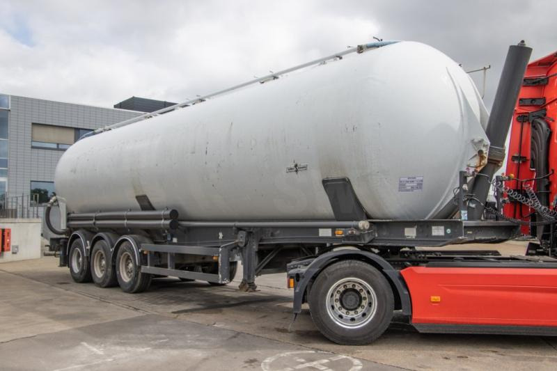 SPITZER SILO EUROVRAC-SK2460 - 60M³+5COMP - סמיטריילר: תמונה 2 SPITZER SILO EUROVRAC-SK2460 - 60M³+5COMP - סמיטריילר: תמונה 2