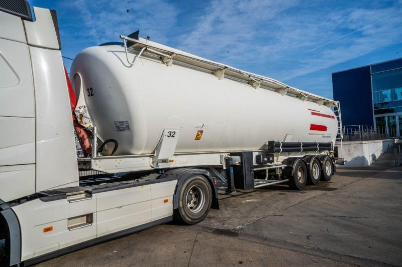 SPITZER SILO SK2458 CAL 60m3 - סמיטריילר: תמונה 1 SPITZER SILO SK2458 CAL 60m3 - סמיטריילר: תמונה 1