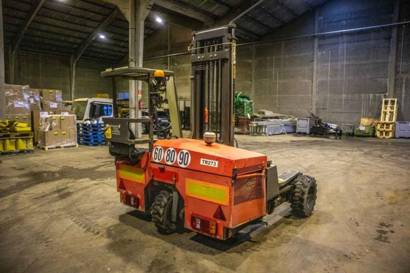 TRANSMANUT TCI MF23-2000KG-CHARIOT EMBARQUE-3XDir. - מלגזה מותקנת על משאית: תמונה 3 TRANSMANUT TCI MF23-2000KG-CHARIOT EMBARQUE-3XDir. - מלגזה מותקנת על משאית: תמונה 3