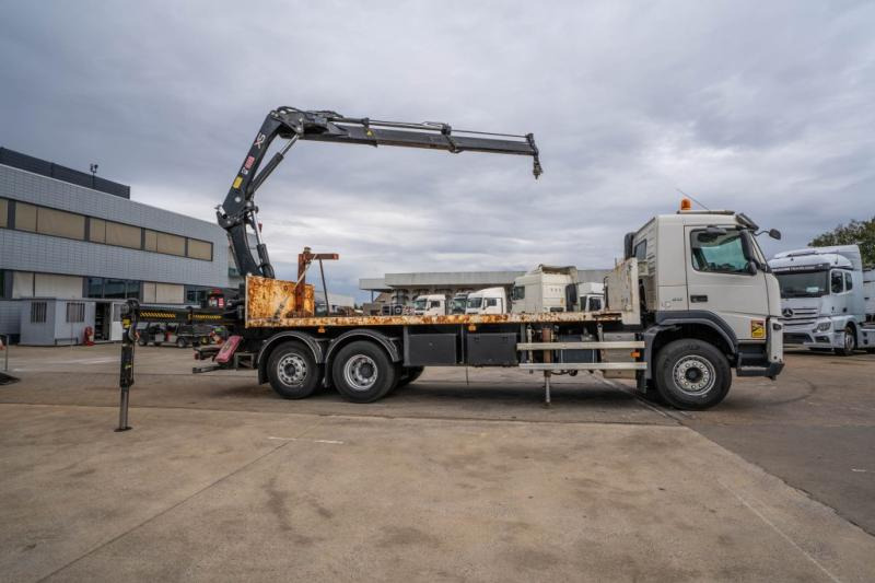 Volvo FM 410 DXI -6X2+HIAB 24 T/m/2x - משאית צד נופל/ שטוחה, משאית מנוף: תמונה 3 Volvo FM 410 DXI -6X2+HIAB 24 T/m/2x - משאית צד נופל/ שטוחה, משאית מנוף: תמונה 3