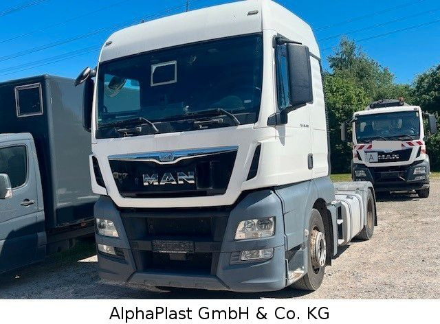 MAN 18.400 / 4x2 Hydraulik Orginal KM TipTop 18.400 / 4x2 Hydraulik Orginal KM TipTop - יחידת טרקטור: תמונה 1 MAN 18.400 / 4x2 Hydraulik Orginal KM TipTop 18.400 / 4x2 Hydraulik Orginal KM TipTop - יחידת טרקטור: תמונה 1