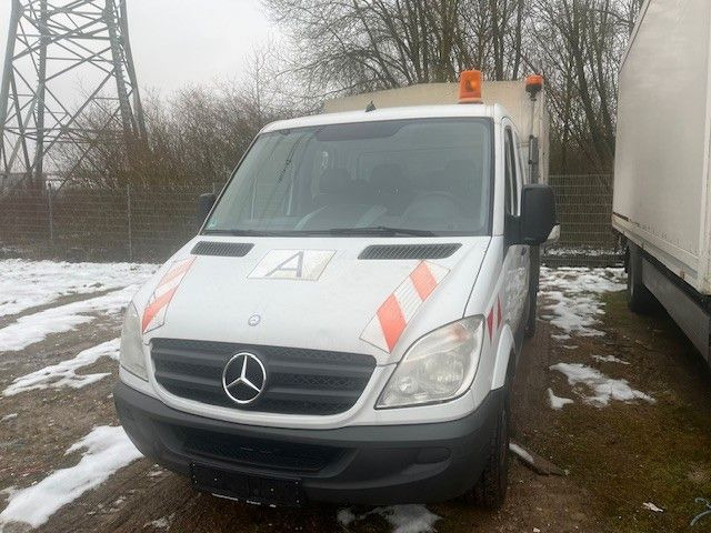 Mercedes-Benz Sprinter - כלי רכב מסחרי מזהיר, כלי רכב מסחרי קומבי: תמונה 3 Mercedes-Benz Sprinter - כלי רכב מסחרי מזהיר, כלי רכב מסחרי קומבי: תמונה 3