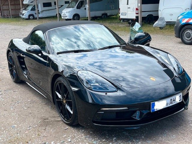 Porsche Boxster - סדאן: תמונה 1 Porsche Boxster - סדאן: תמונה 1