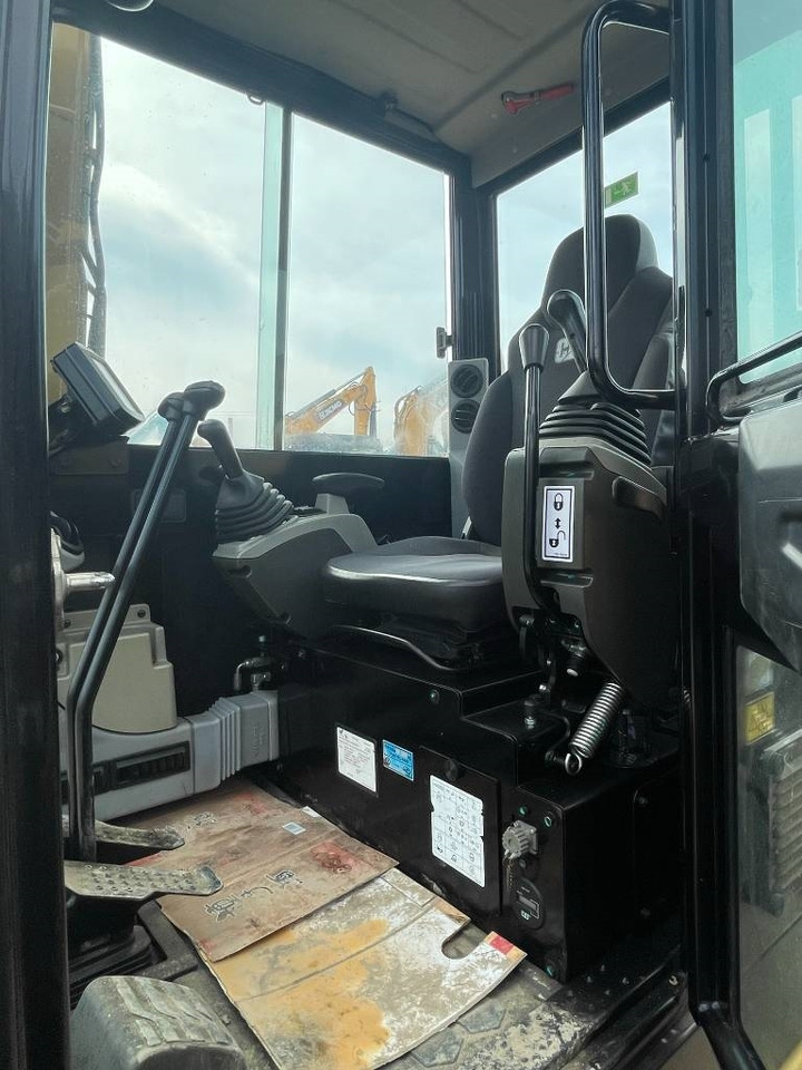 CAT 305.5E2 - מיני מחפר: תמונה 5 CAT 305.5E2 - מיני מחפר: תמונה 5