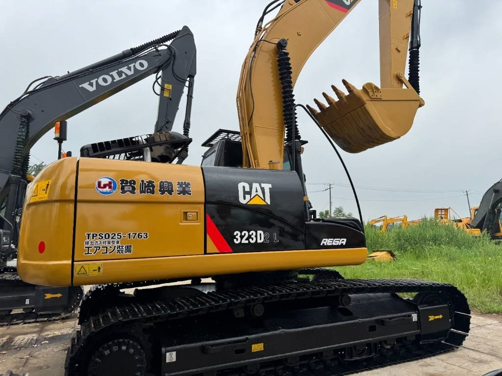 CAT 323D2 - מחפר סורק: תמונה 2 CAT 323D2 - מחפר סורק: תמונה 2