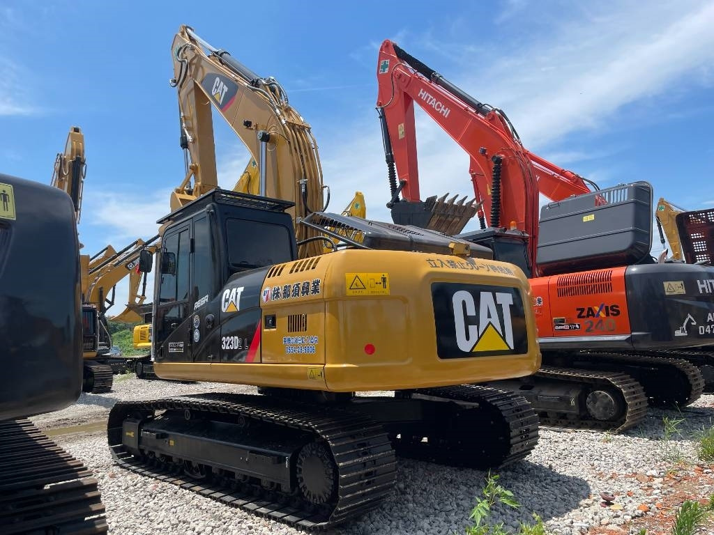 CAT 323D2 - מחפר סורק: תמונה 5 CAT 323D2 - מחפר סורק: תמונה 5