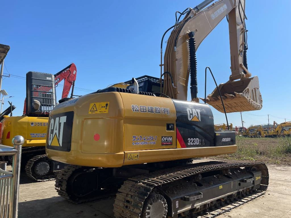 CAT 323D2 - מחפר סורק: תמונה 1 CAT 323D2 - מחפר סורק: תמונה 1