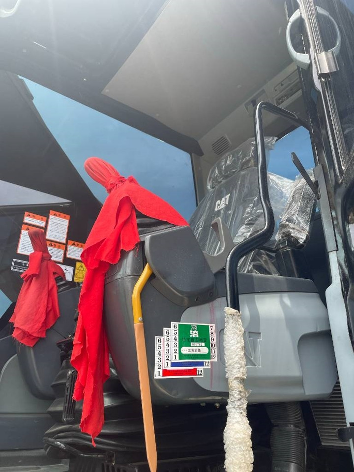 CAT 330 D - מחפר סורק: תמונה 4 CAT 330 D - מחפר סורק: תמונה 4