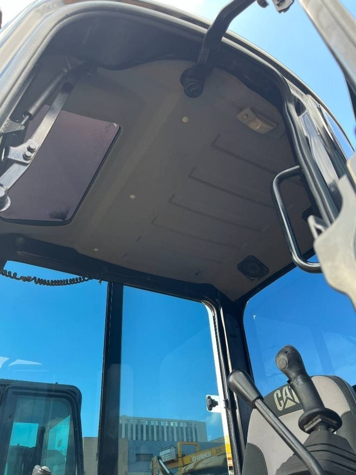CAT CAT303.5E - מיני מחפר: תמונה 4 CAT CAT303.5E - מיני מחפר: תמונה 4