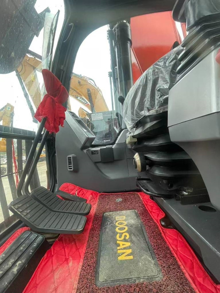 Doosan DX 225 LC - מחפר סורק: תמונה 5 Doosan DX 225 LC - מחפר סורק: תמונה 5