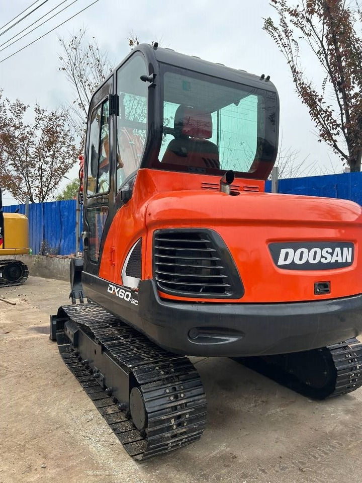 Doosan DX 60 - מיני מחפר: תמונה 2 Doosan DX 60 - מיני מחפר: תמונה 2
