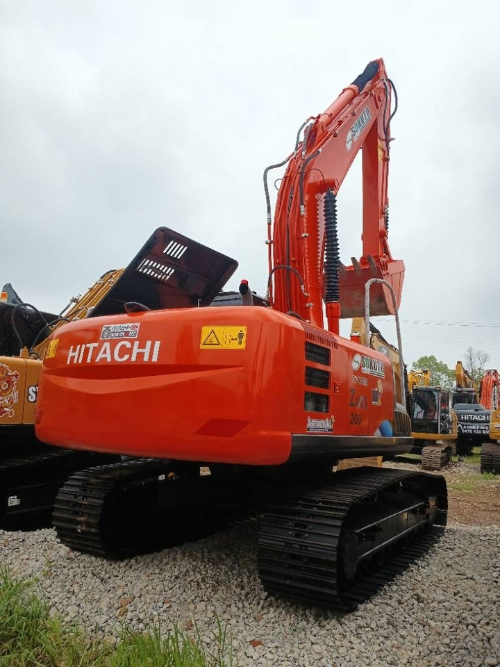 Hitachi ZX 200 - מחפר סורק: תמונה 3 Hitachi ZX 200 - מחפר סורק: תמונה 3