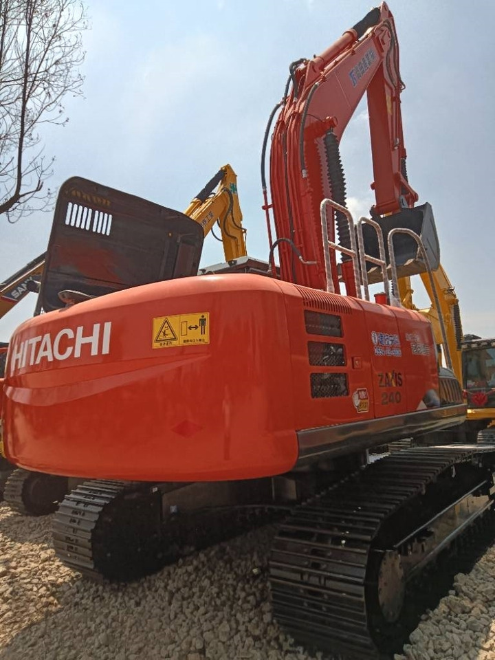 Hitachi ZX 240 - מחפר סורק: תמונה 3 Hitachi ZX 240 - מחפר סורק: תמונה 3