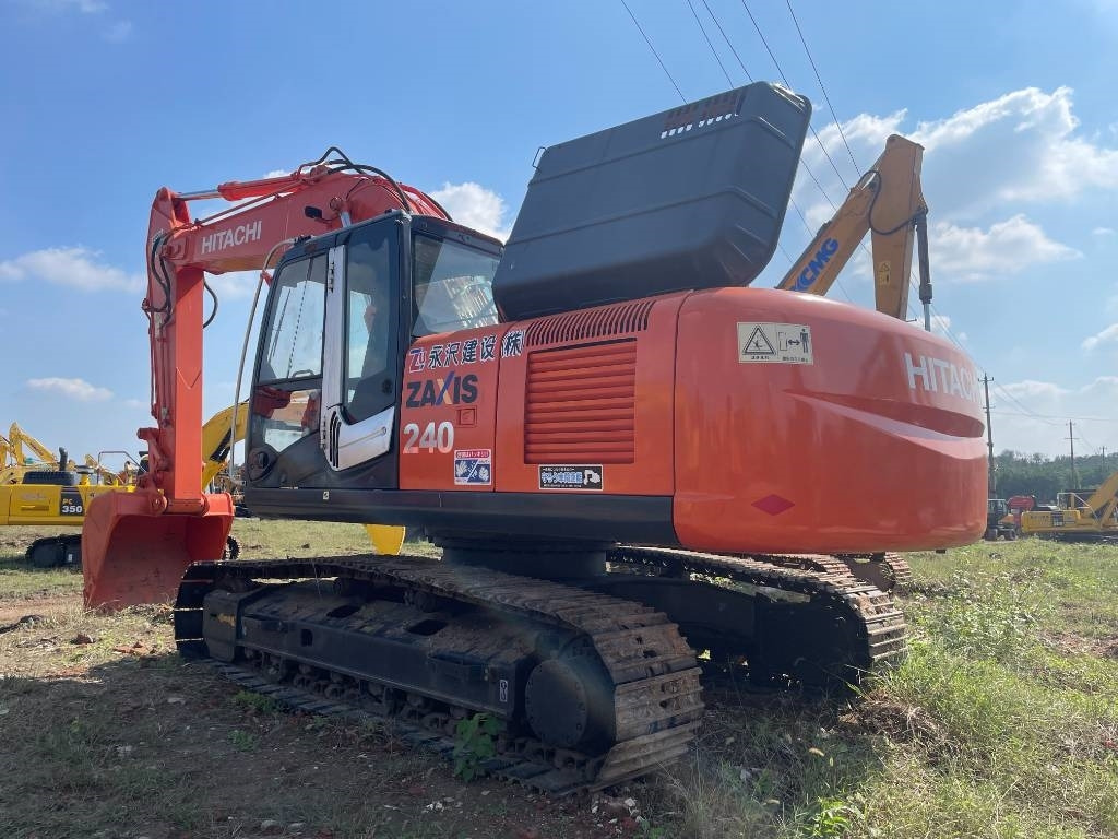 Hitachi ZX 240 - מחפר סורק: תמונה 4 Hitachi ZX 240 - מחפר סורק: תמונה 4
