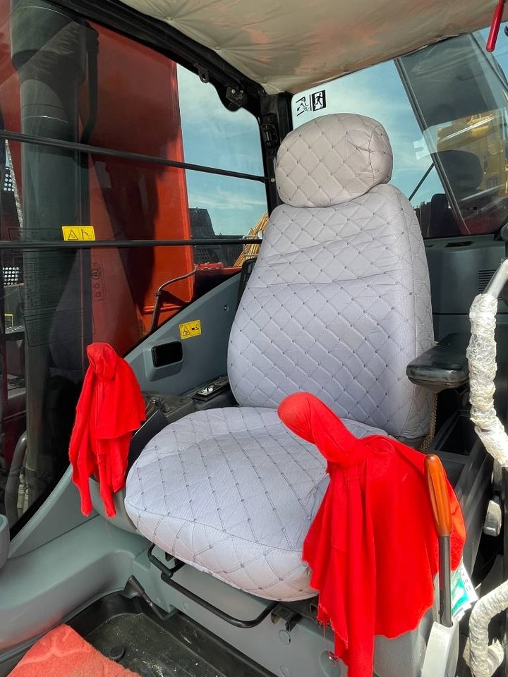 Hitachi ZX 240 - מחפר סורק: תמונה 4 Hitachi ZX 240 - מחפר סורק: תמונה 4