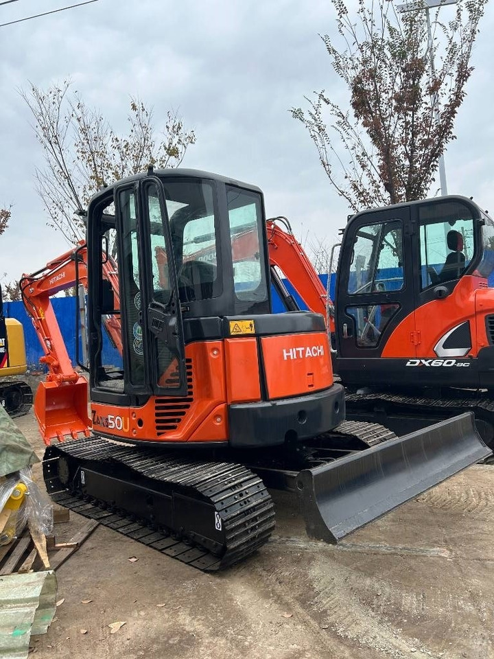 Hitachi ZX 50 - מיני מחפר: תמונה 5 Hitachi ZX 50 - מיני מחפר: תמונה 5