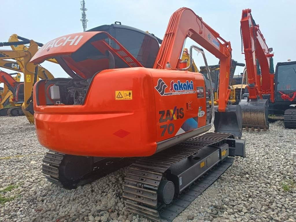 Hitachi ZX 70  - מיני מחפר: תמונה 4 Hitachi ZX 70  - מיני מחפר: תמונה 4