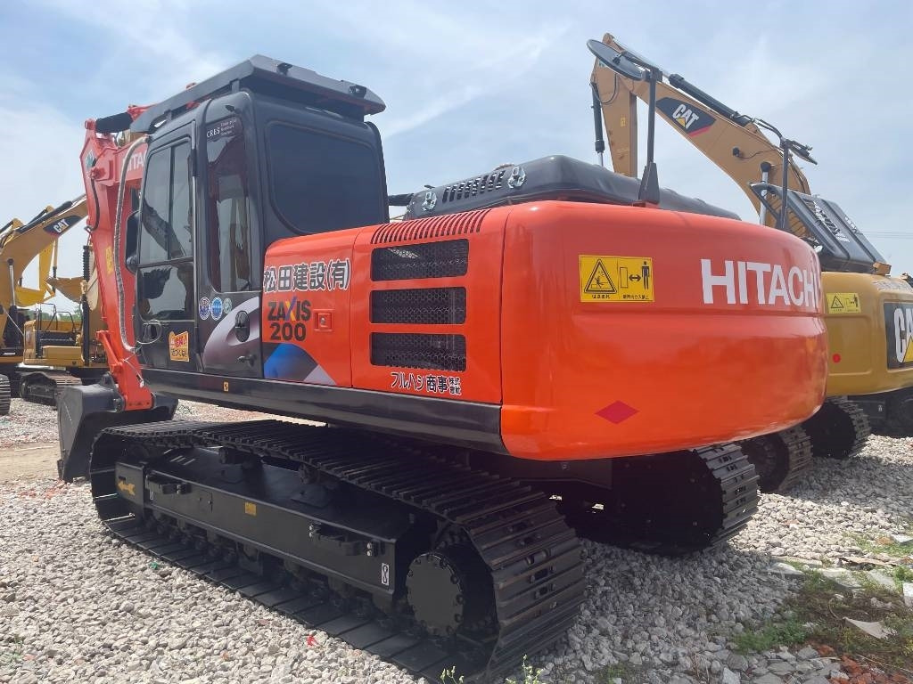 Hitachi ZX200 - מחפר סורק: תמונה 1 Hitachi ZX200 - מחפר סורק: תמונה 1