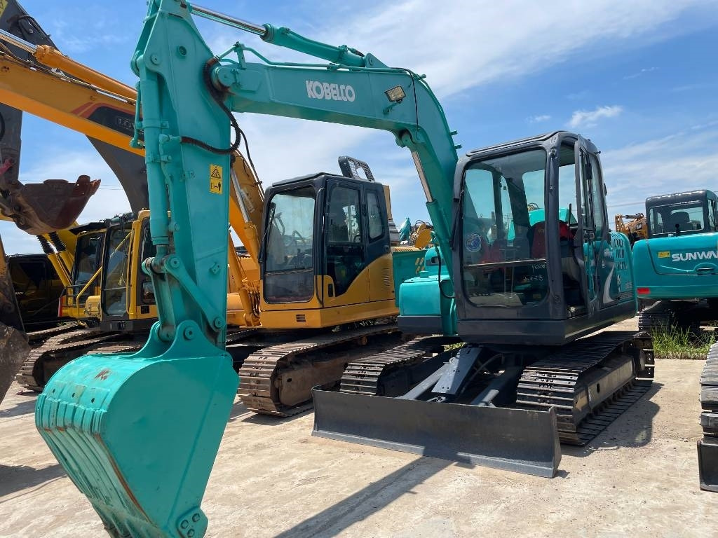Kobelco SK 75 - מיני מחפר: תמונה 1 Kobelco SK 75 - מיני מחפר: תמונה 1