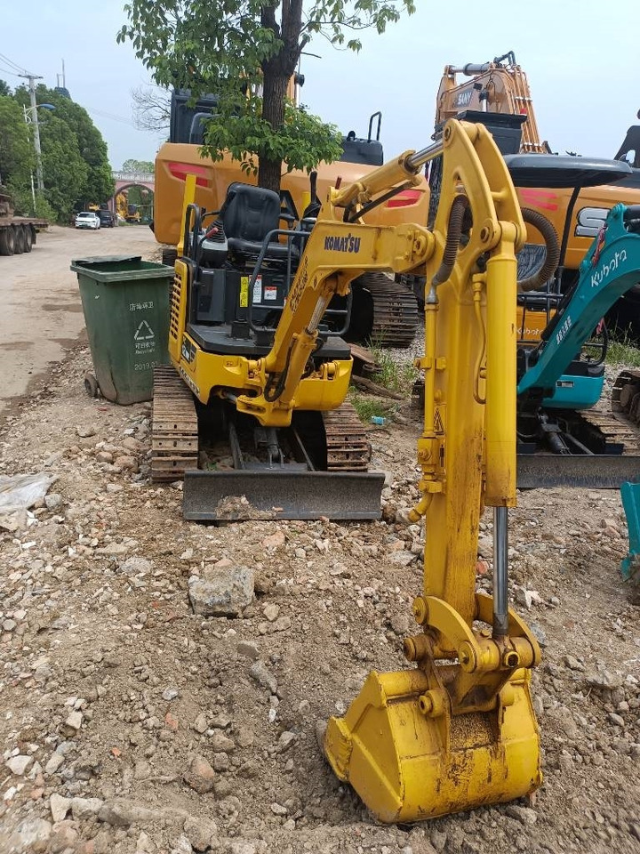 Komatsu PC 18 - מחפר סורק: תמונה 3 Komatsu PC 18 - מחפר סורק: תמונה 3