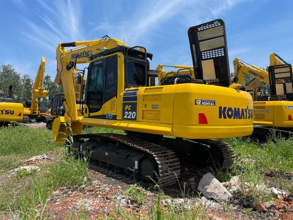 Komatsu PC 220 - מחפר סורק: תמונה 2 Komatsu PC 220 - מחפר סורק: תמונה 2