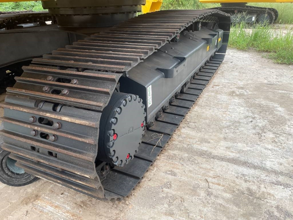 Komatsu PC 220 - מחפר סורק: תמונה 3 Komatsu PC 220 - מחפר סורק: תמונה 3