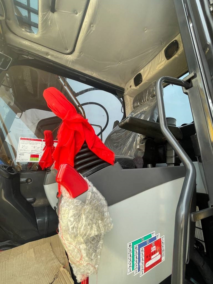 Komatsu PC 240 LC - מחפר סורק: תמונה 4 Komatsu PC 240 LC - מחפר סורק: תמונה 4