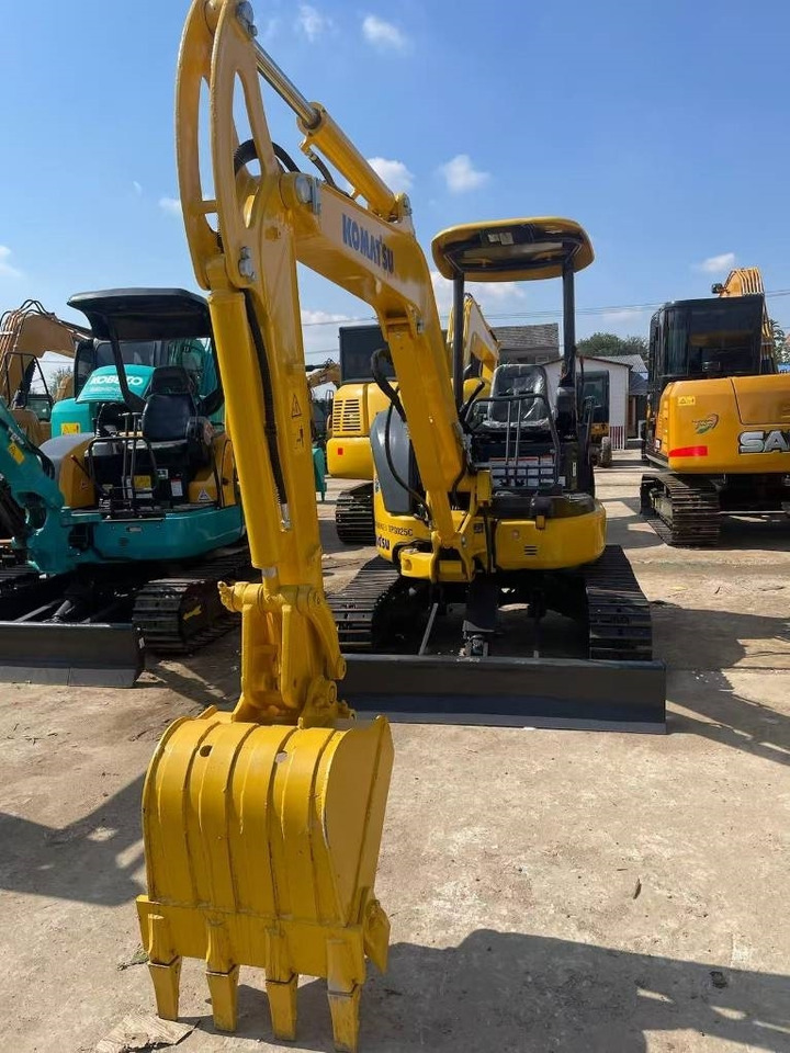 Komatsu PC 35 - מיני מחפר: תמונה 2 Komatsu PC 35 - מיני מחפר: תמונה 2