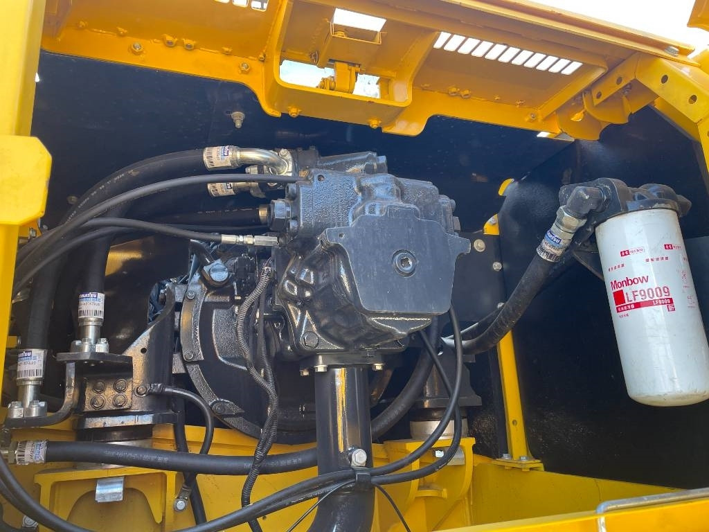 Komatsu PC 360 - מחפר סורק: תמונה 4 Komatsu PC 360 - מחפר סורק: תמונה 4