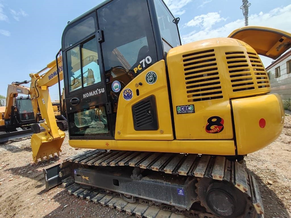 Komatsu PC 70 - מחפר סורק: תמונה 3 Komatsu PC 70 - מחפר סורק: תמונה 3