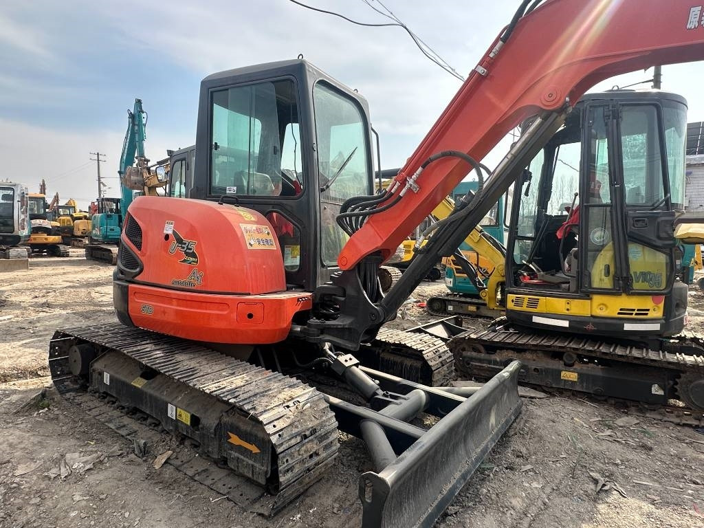 Kubota U35 - מיני מחפר: תמונה 3 Kubota U35 - מיני מחפר: תמונה 3