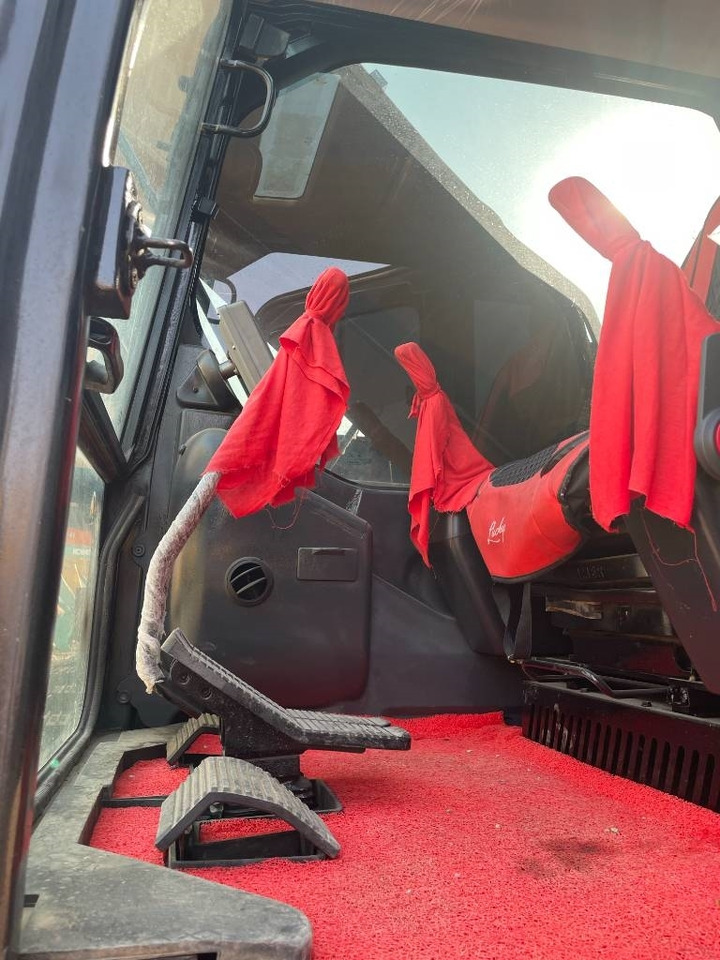 Sany 235 - מחפר סורק: תמונה 5 Sany 235 - מחפר סורק: תמונה 5