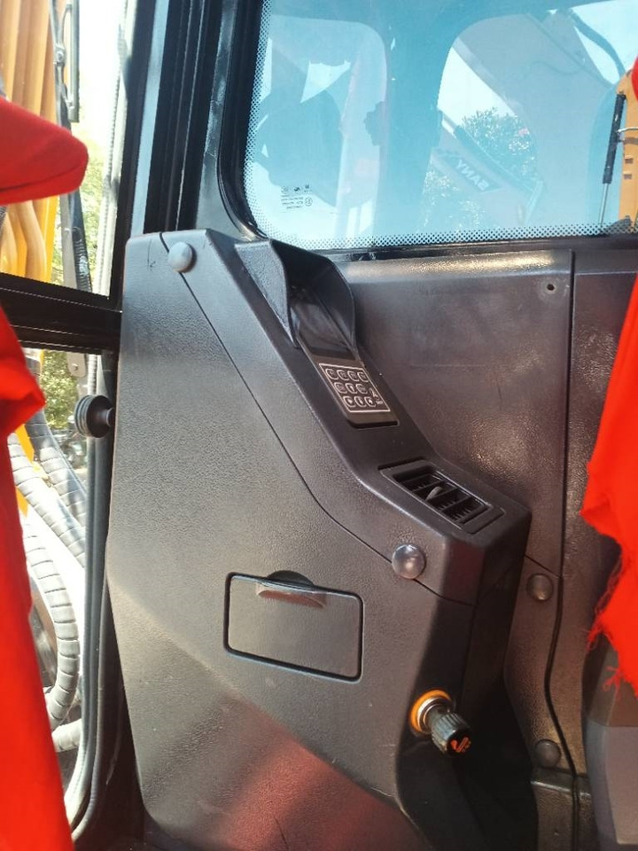 Sany 60c - מחפר סורק: תמונה 4 Sany 60c - מחפר סורק: תמונה 4