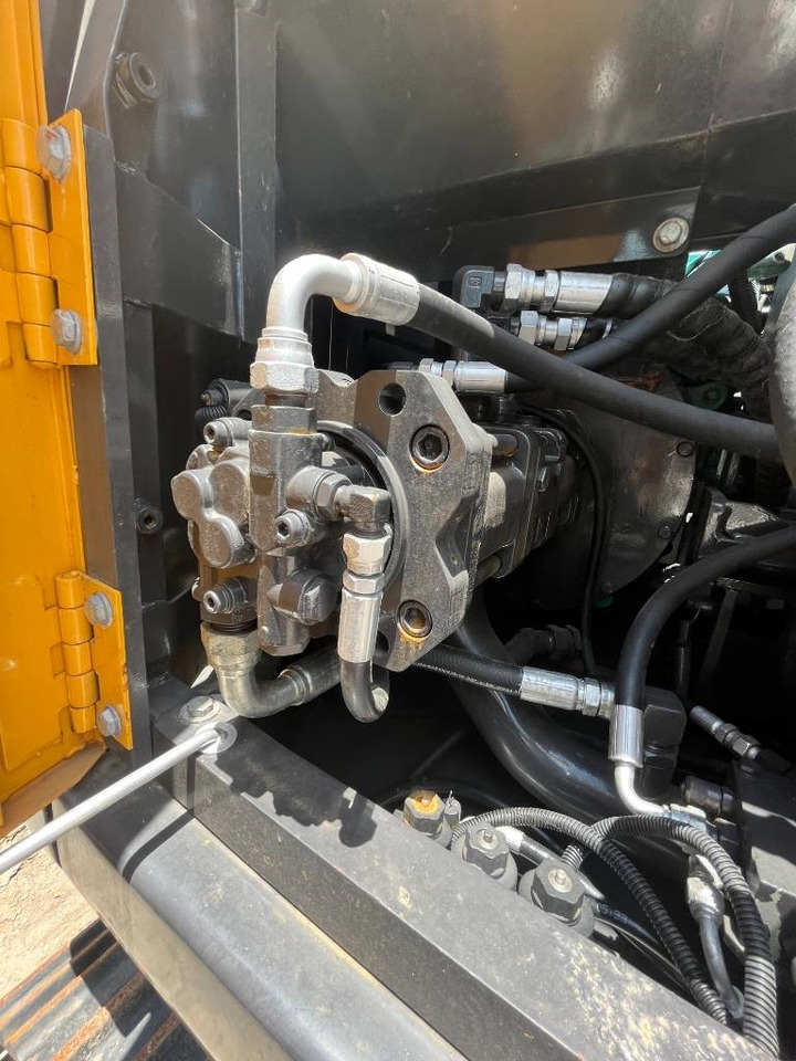 Volvo EC 140 - מחפר סורק: תמונה 5 Volvo EC 140 - מחפר סורק: תמונה 5