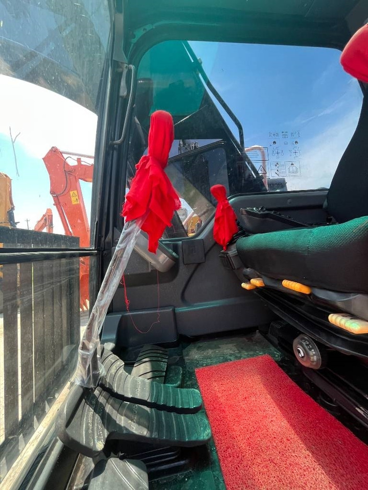 Volvo EC 140 - מחפר סורק: תמונה 3 Volvo EC 140 - מחפר סורק: תמונה 3