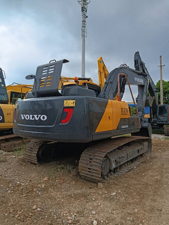 Volvo EC 210 B LC - מחפר סורק: תמונה 2 Volvo EC 210 B LC - מחפר סורק: תמונה 2