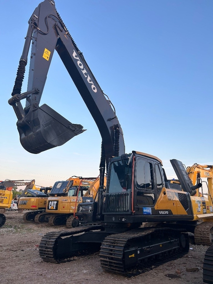 Volvo EC 210 - מחפר סורק: תמונה 1 Volvo EC 210 - מחפר סורק: תמונה 1
