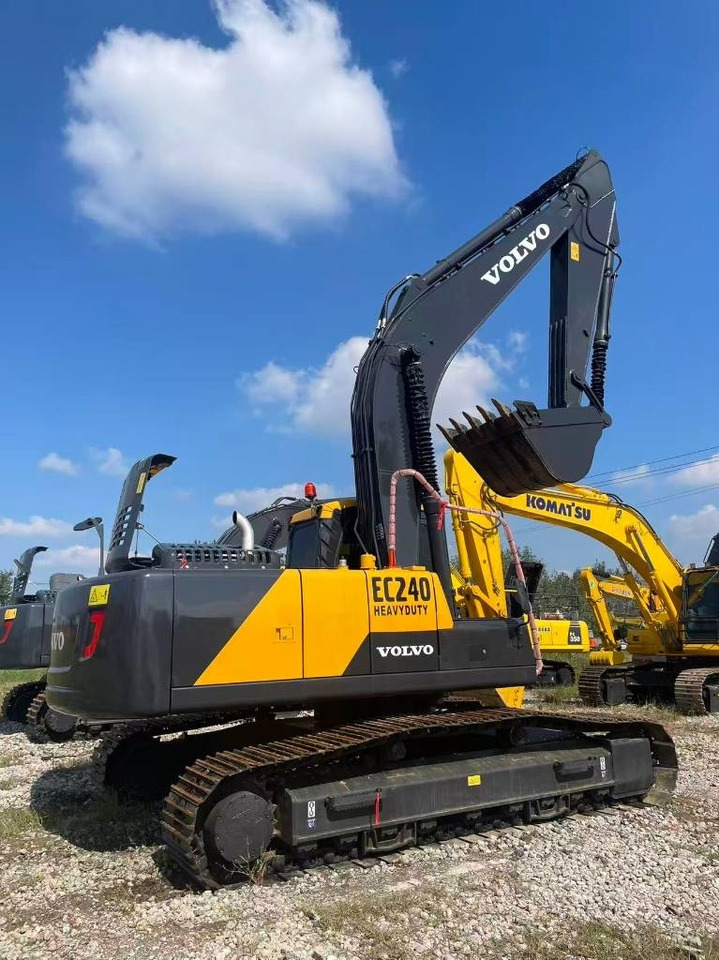 Volvo EC 240 - מחפר סורק: תמונה 5 Volvo EC 240 - מחפר סורק: תמונה 5