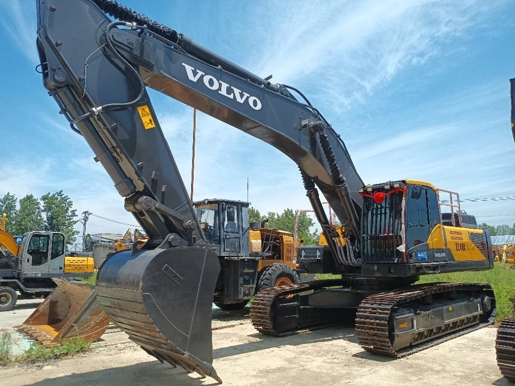 Volvo EC 480 D - מחפר סורק: תמונה 1 Volvo EC 480 D - מחפר סורק: תמונה 1
