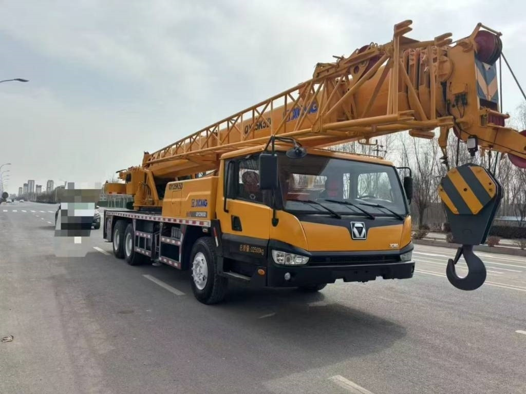 XCMG QY 25 K - עגורן לכל שטח: תמונה 3 XCMG QY 25 K - עגורן לכל שטח: תמונה 3