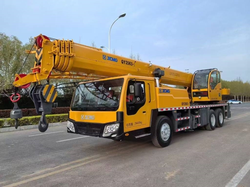XCMG QY 25 K - עגורן לכל שטח: תמונה 2 XCMG QY 25 K - עגורן לכל שטח: תמונה 2