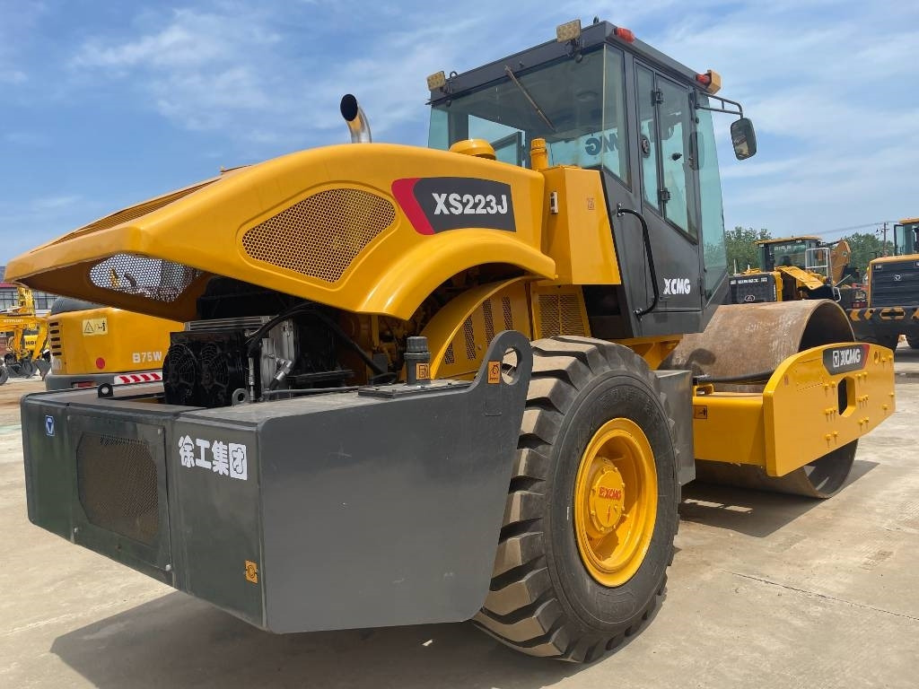 XCMG XS 223 J - מדחס: תמונה 4 XCMG XS 223 J - מדחס: תמונה 4