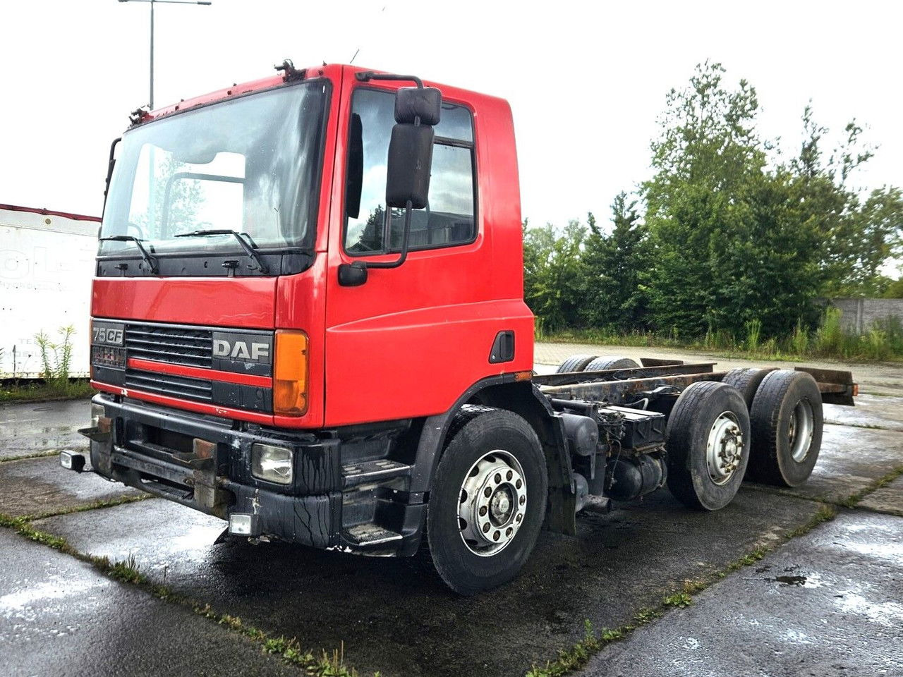 DAF CF 75.250 6x2 - משאית עם שלדת תא: תמונה 3 DAF CF 75.250 6x2 - משאית עם שלדת תא: תמונה 3