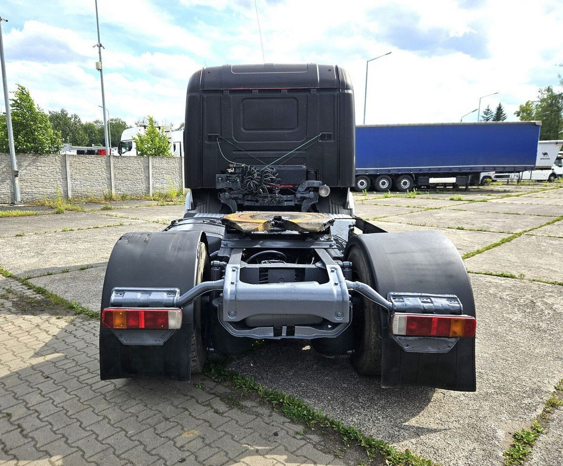Scania 124 360, manual pump and injectors, manual gearbox - יחידת טרקטור: תמונה 5 Scania 124 360, manual pump and injectors, manual gearbox - יחידת טרקטור: תמונה 5