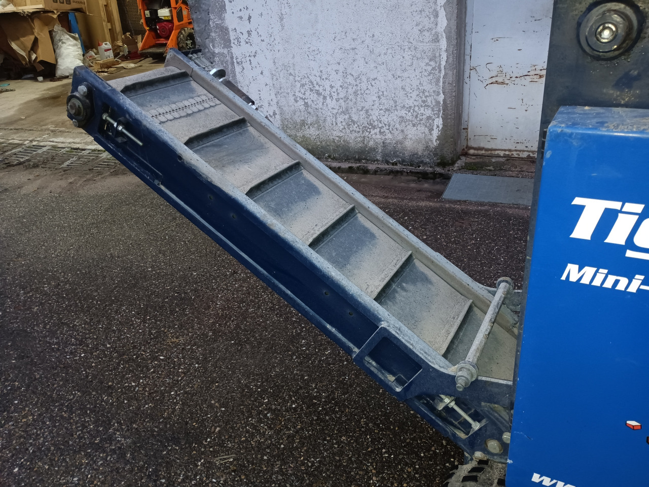 TigerBite 400 - מגרסת מלחציים: תמונה 4 TigerBite 400 - מגרסת מלחציים: תמונה 4