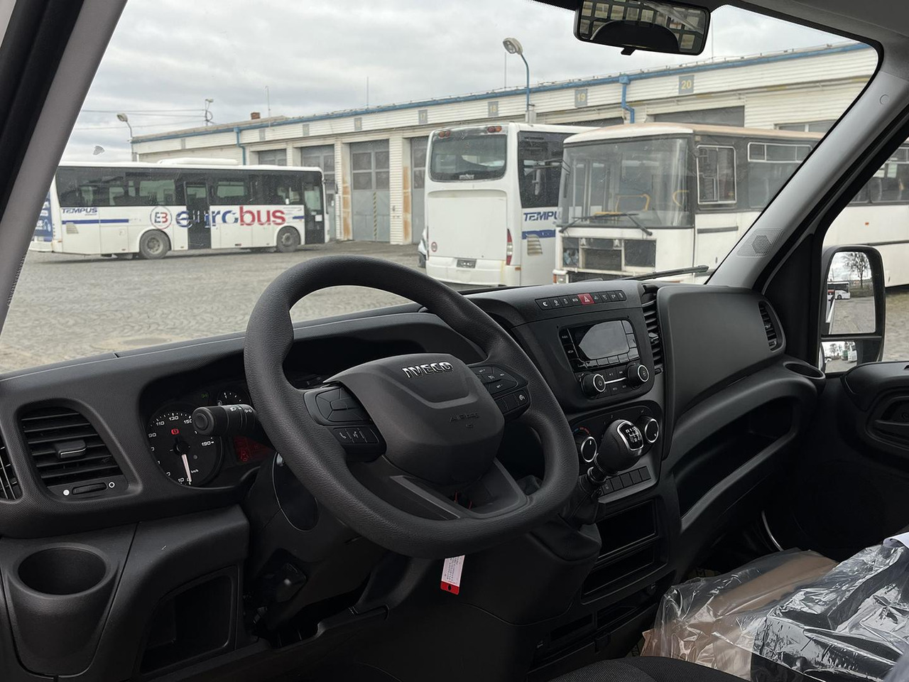 כלי רכב מסחרי מזהיר Iveco DAILY SKLÁPAČ, 2.3D, 35S16H: תמונה 10 כלי רכב מסחרי מזהיר Iveco DAILY SKLÁPAČ, 2.3D, 35S16H: תמונה 10