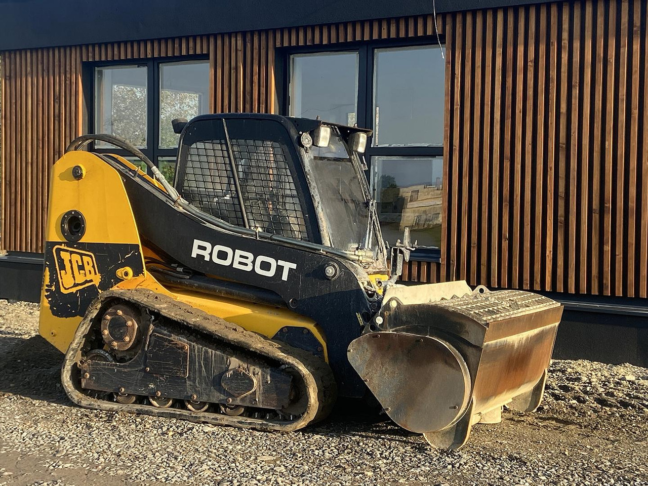 JCB 190T, 46kW, Pásový nakladač - מעמיס היגוי החלקה: תמונה 3 JCB 190T, 46kW, Pásový nakladač - מעמיס היגוי החלקה: תמונה 3