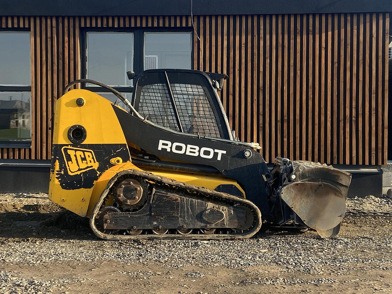 JCB 190T, 46kW, Pásový nakladač - מעמיס היגוי החלקה: תמונה 1 JCB 190T, 46kW, Pásový nakladač - מעמיס היגוי החלקה: תמונה 1